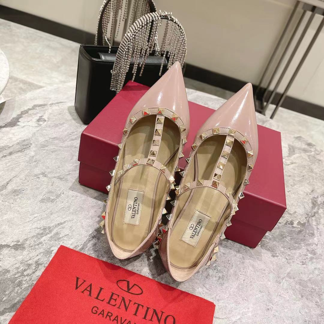 VALENTINO GARAVANI Roman Stud WOMEN 15 - vstockx