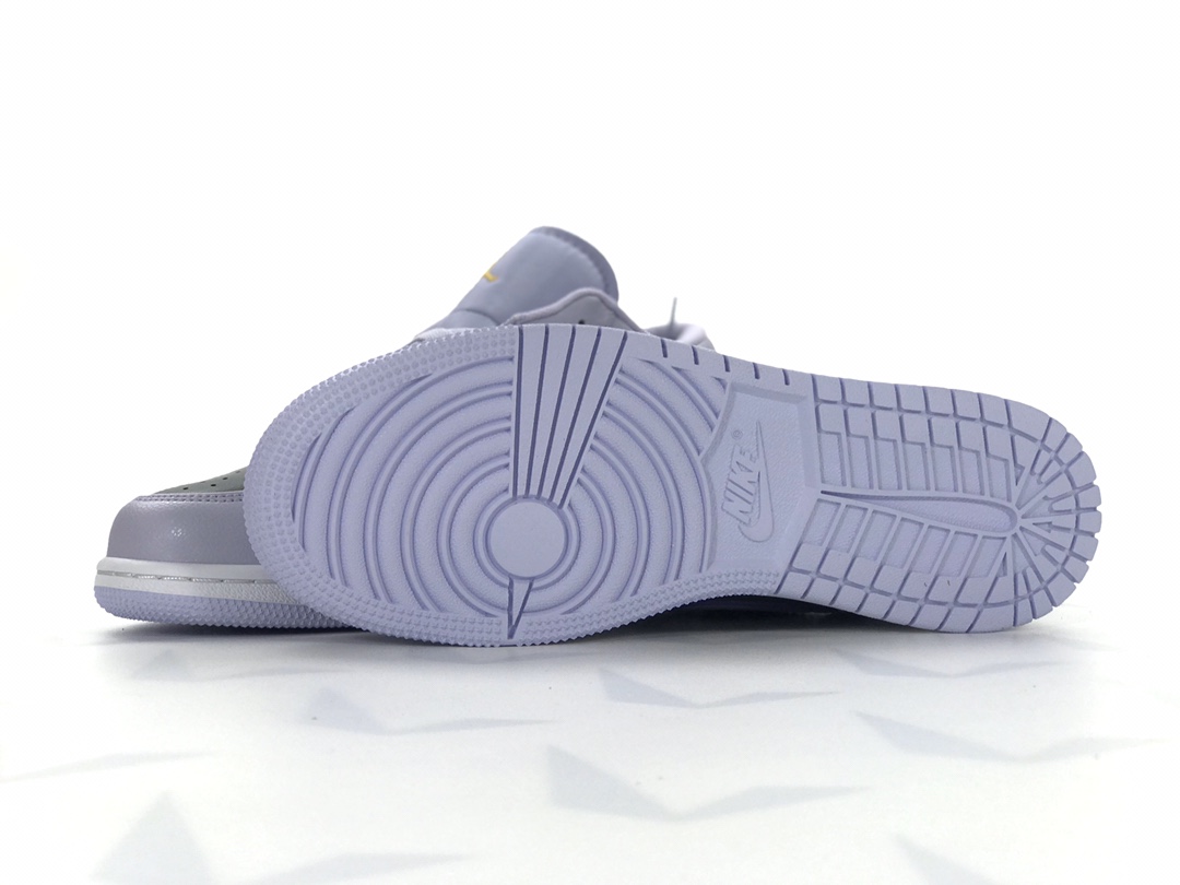 Jordan 1 Low Oxygen Purple (GS) - vstockx