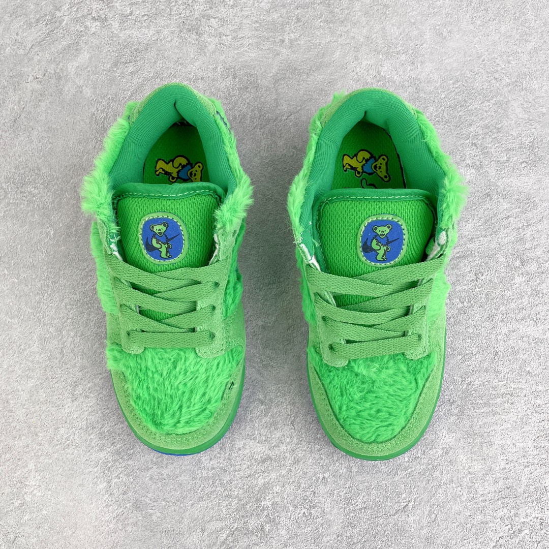Kids NK dunk shoes 6 - vstockx