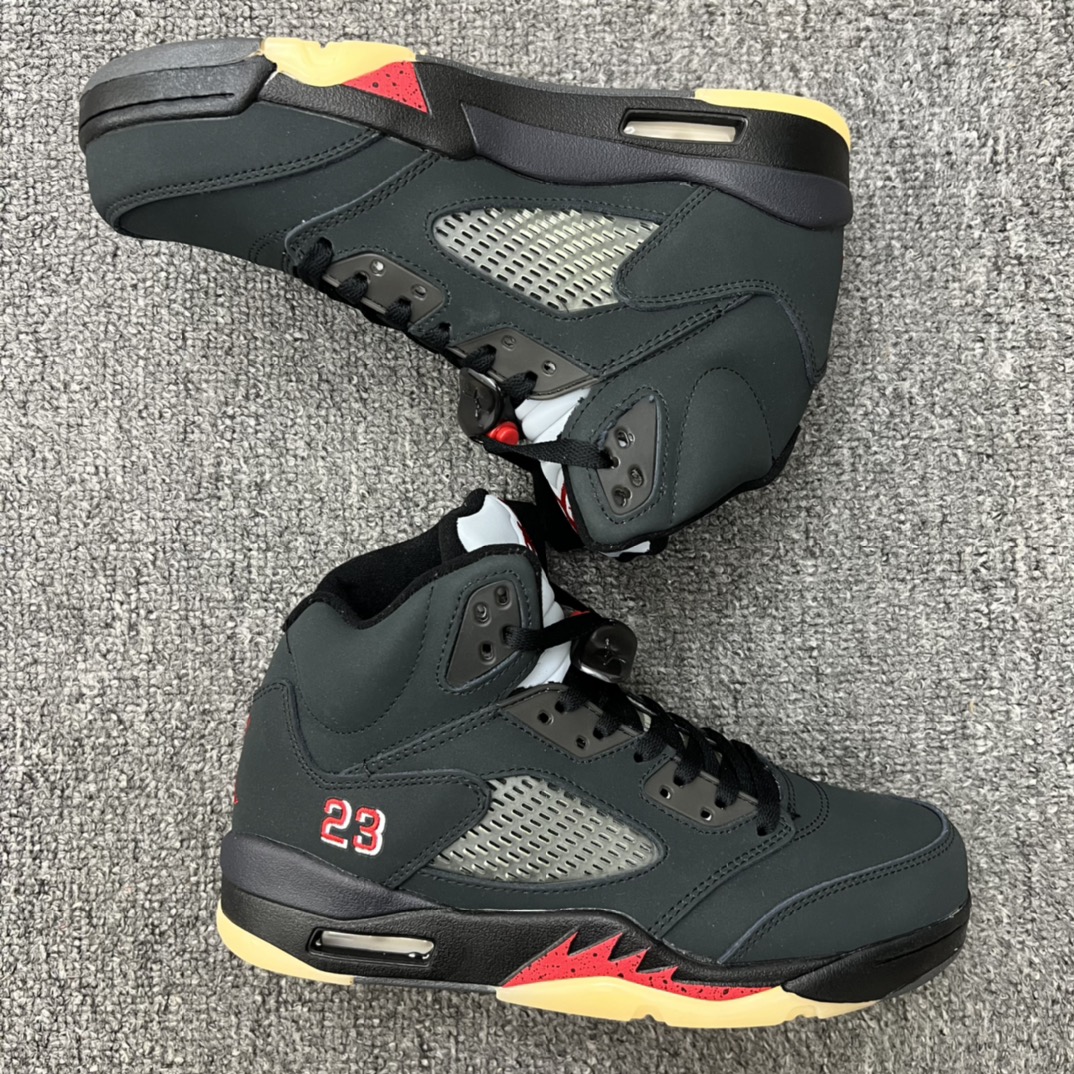 Jordan 5 Retro Gore-Tex Off-Noir (Women's) - vstockx