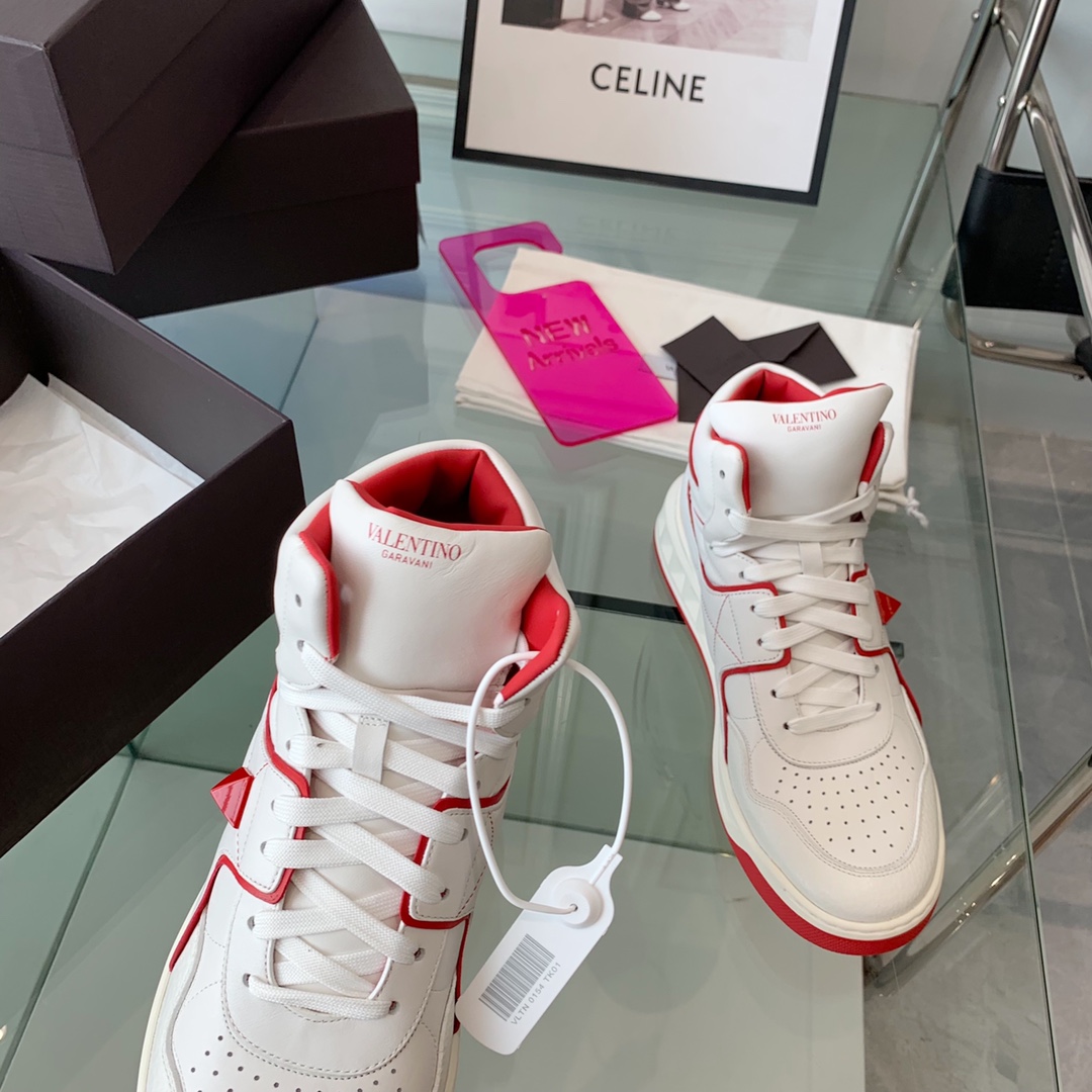 VALENTINO GARAVANI ONE STUD SNEAKER 6 - vstockx