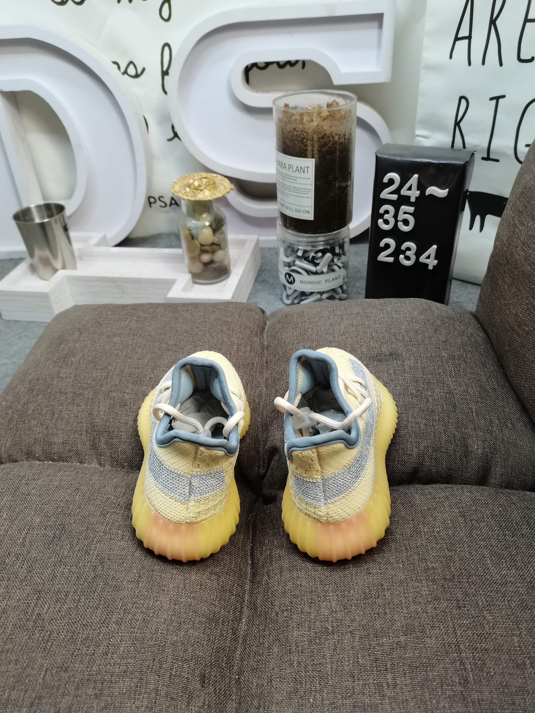 Kids yeezy 350 shoes 1 - vstockx