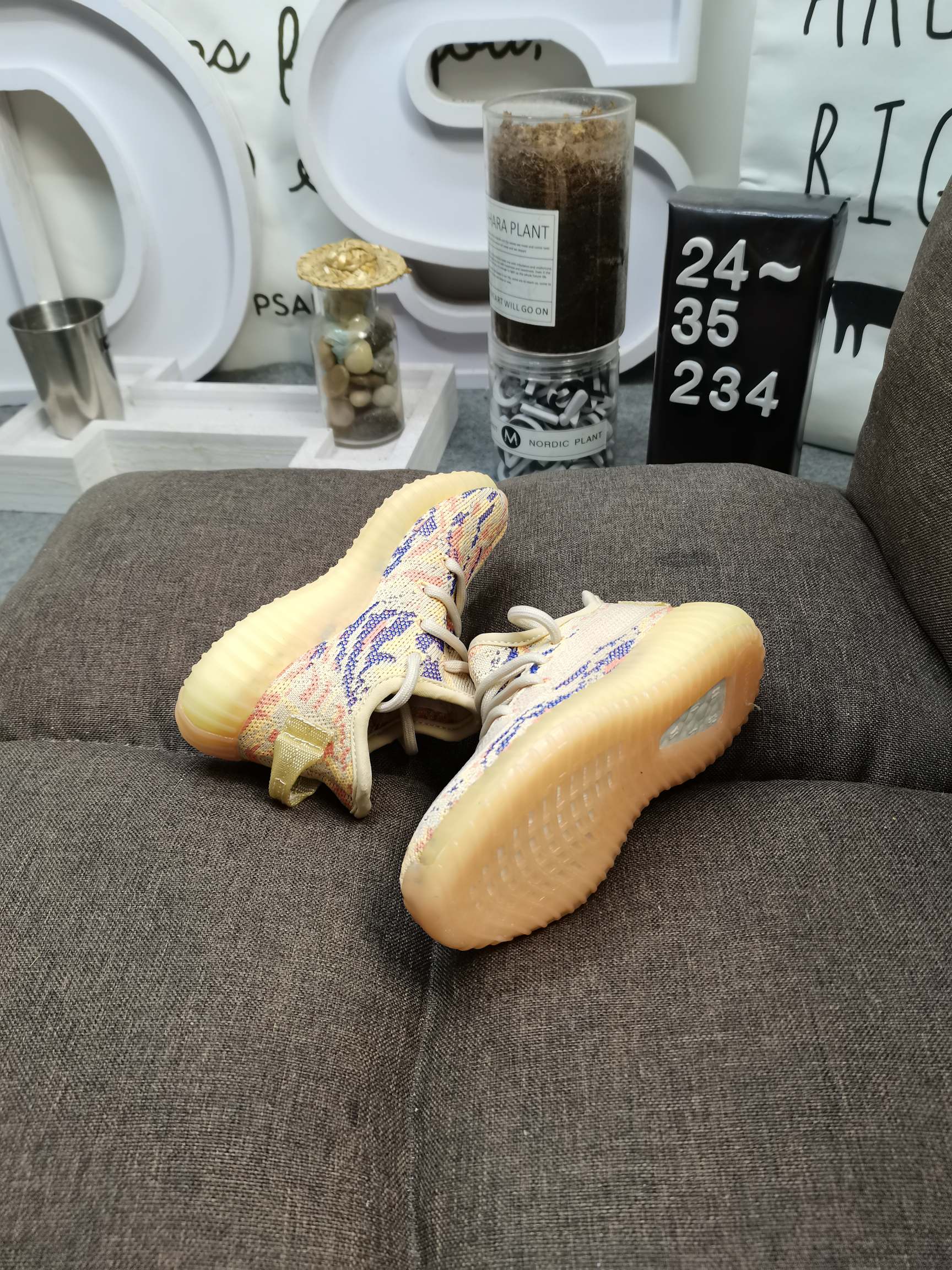 Kids yeezy 350 shoes 1 - vstockx
