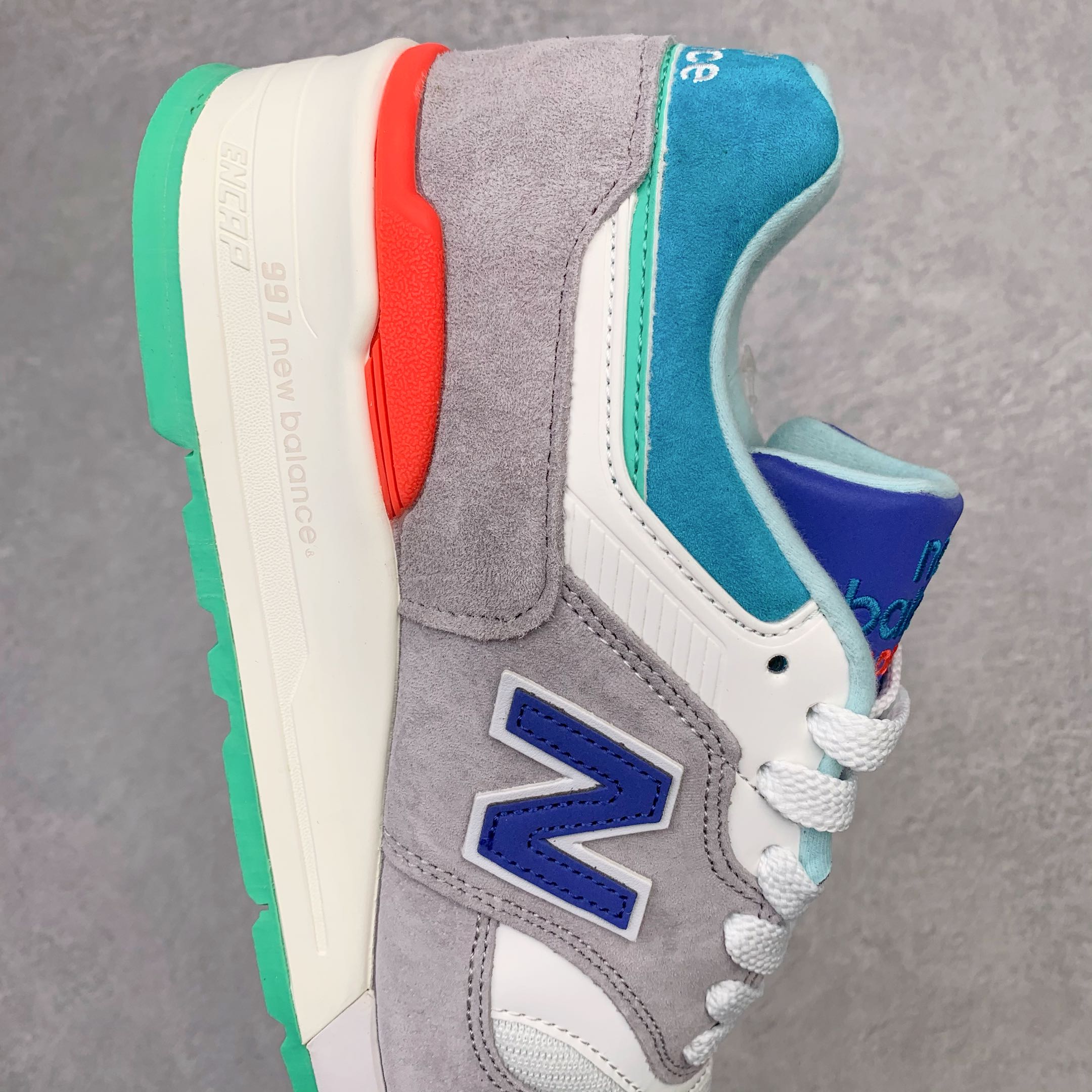 New Balance 997 Sneaker 1 - vstockx