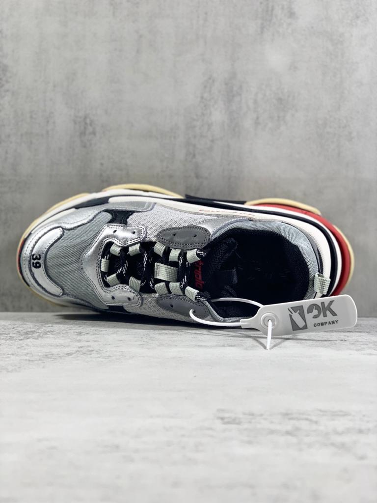 Balenciaga Triple S Silver Red (2018) - vstockx