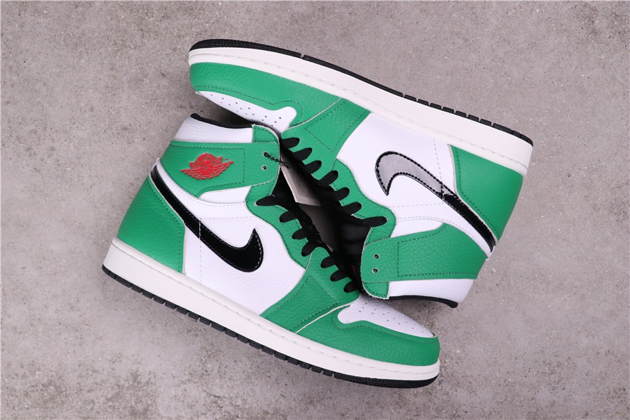 Jordan 1 Retro High Lucky Green (W) - vstockx