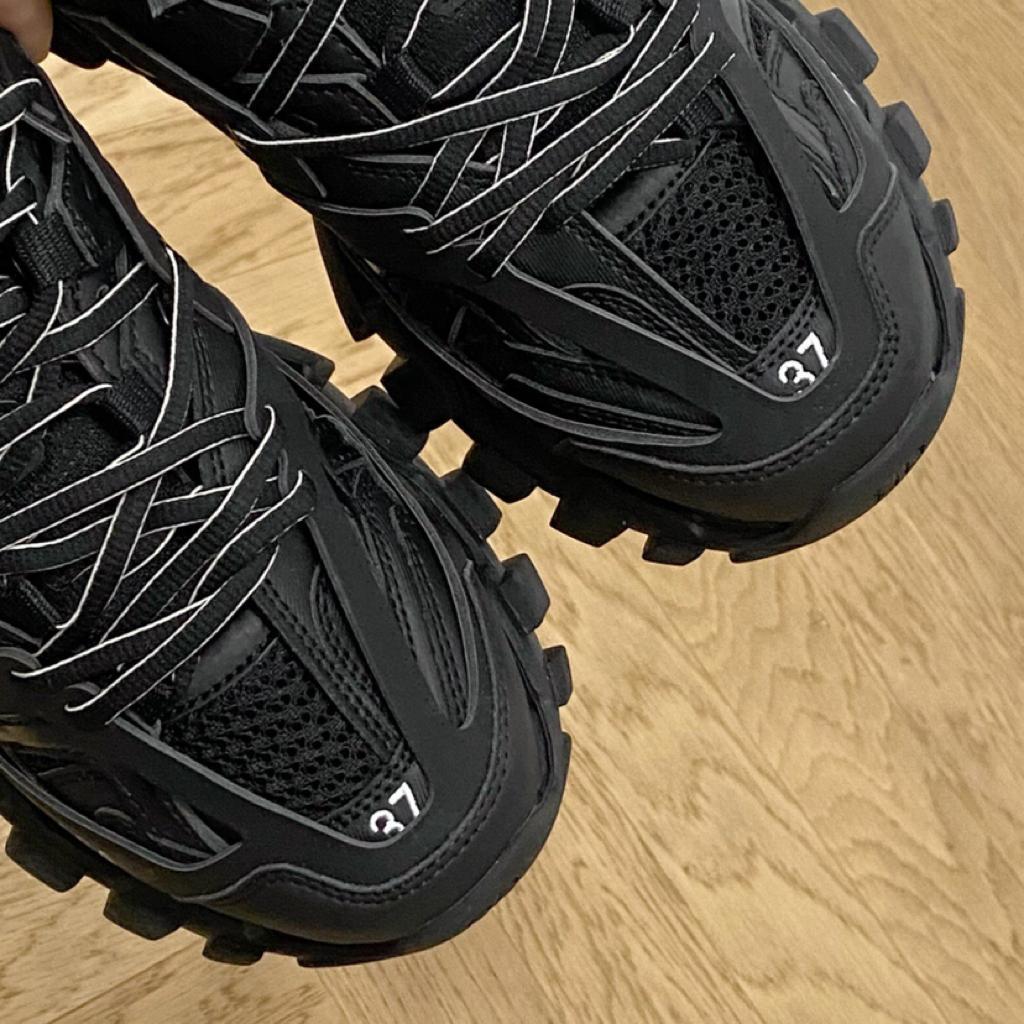 Balenciaga Track Black - vstockx