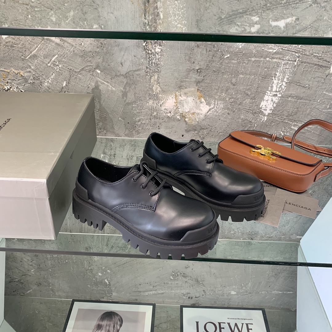 Balenciaga boot women 2 - vstockx