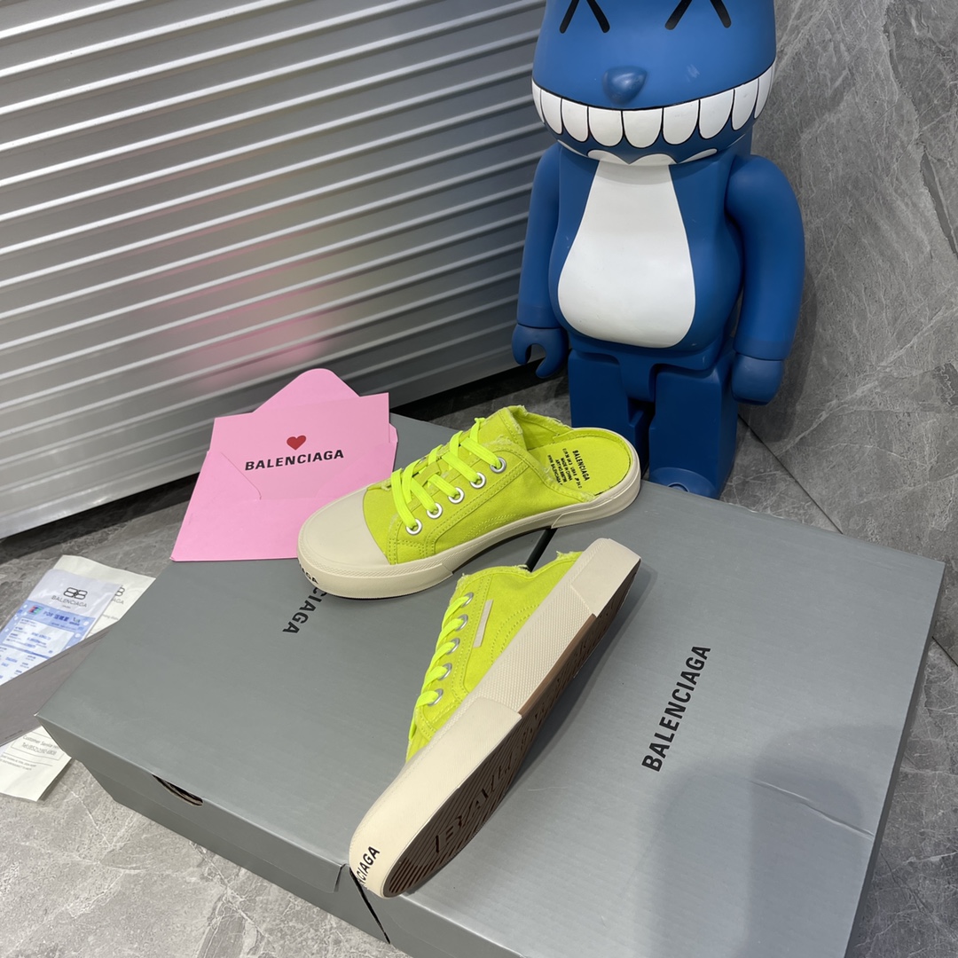 Balenciaga Paris Sneaker 2 - vstockx
