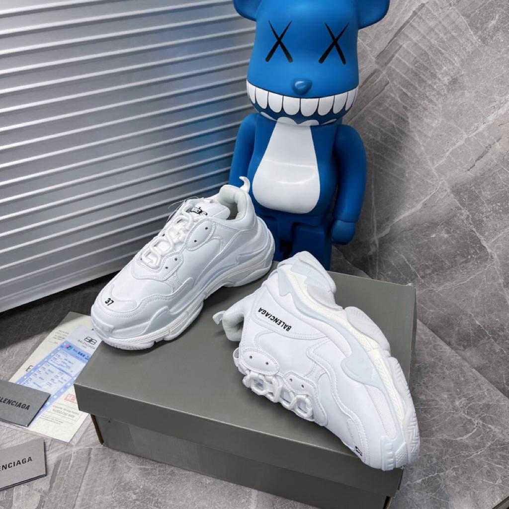 Balenciaga Triple S Triple White - vstockx
