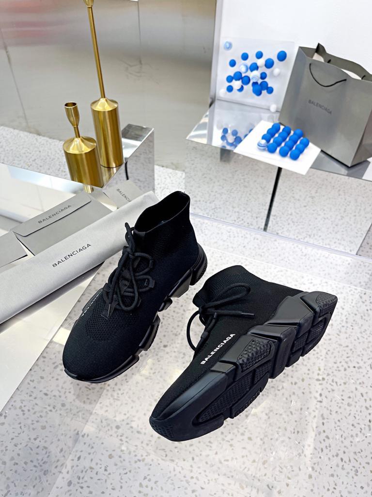 Balenciaga Speed Trainer Lace Up Black - vstockx