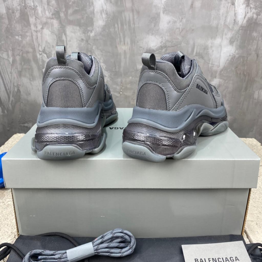 Balenciaga Triple S Clear Sole Deep Blue - vstockx