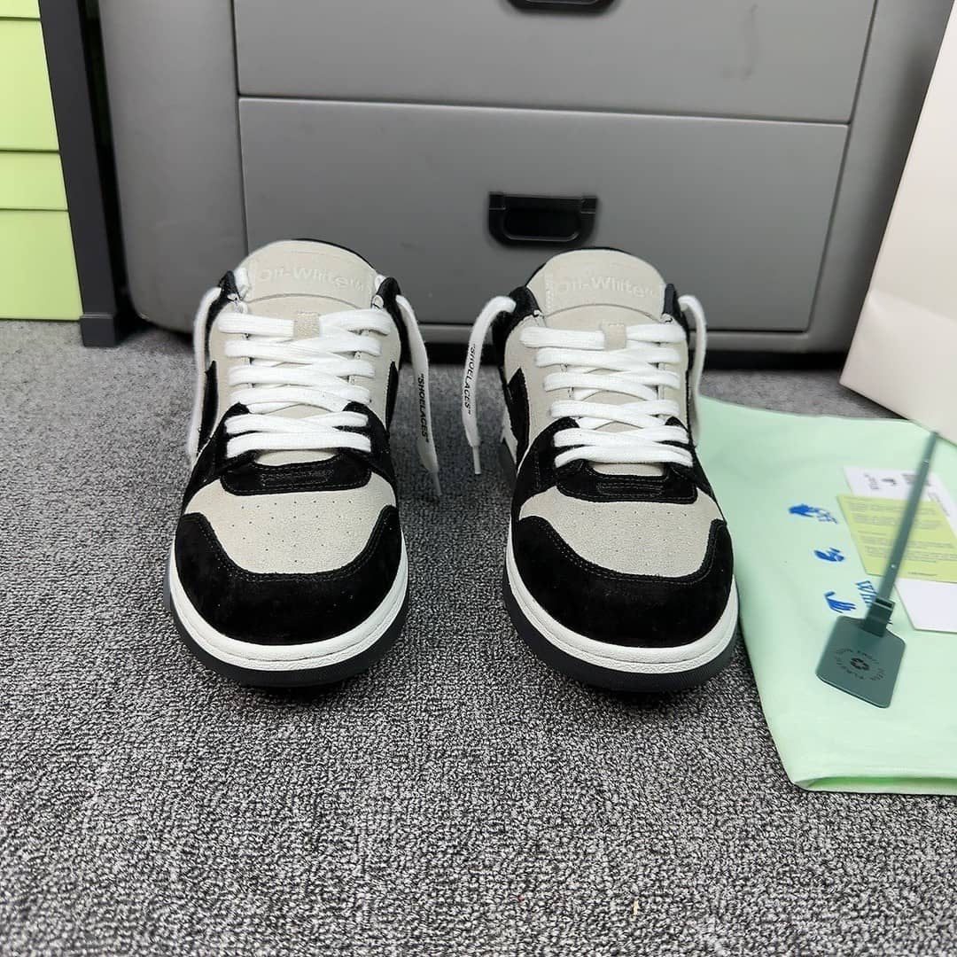 OFF-WHITE Out Of Office OOO Low Tops White Black White - vstockx