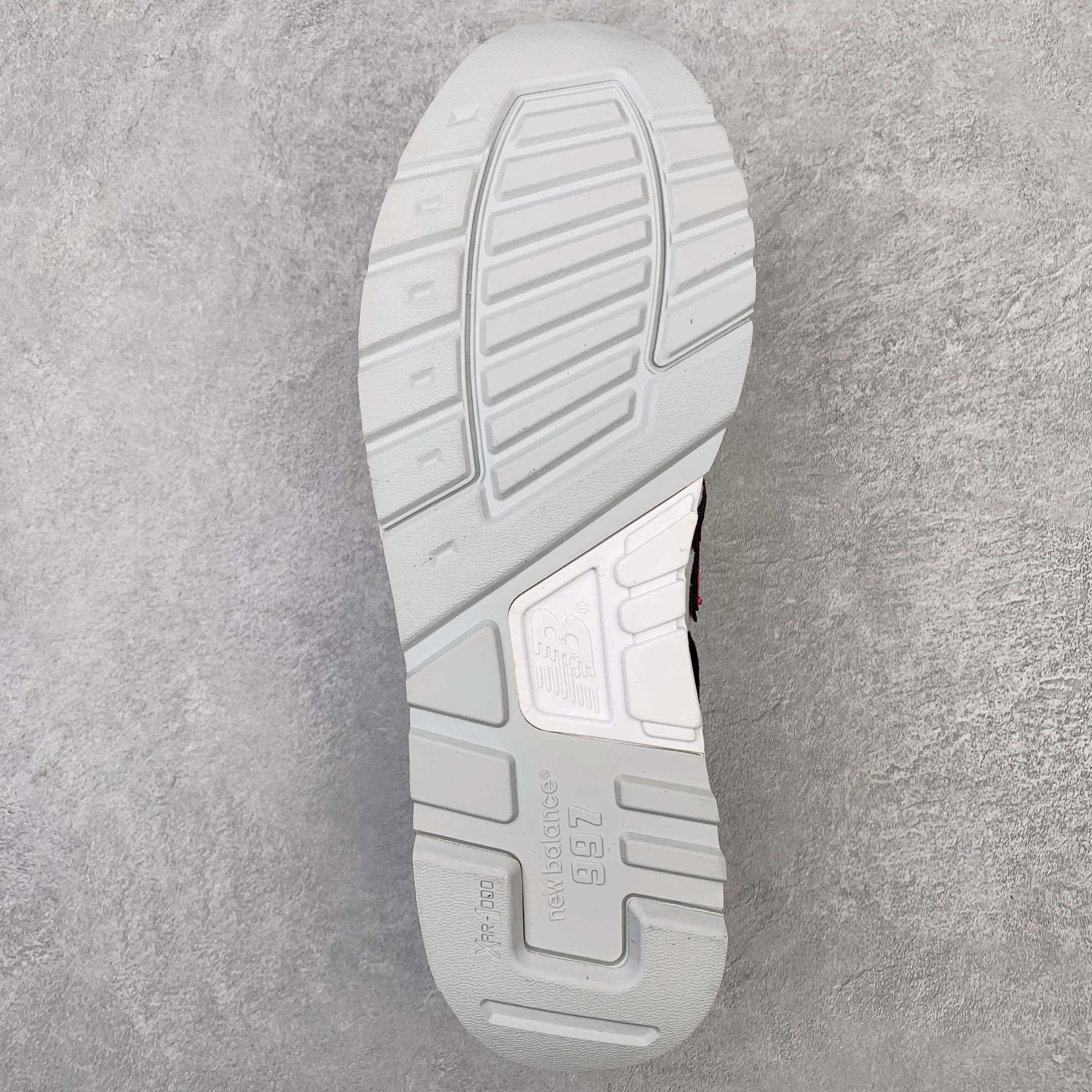 New Balance 997 Sneaker 3 - vstockx