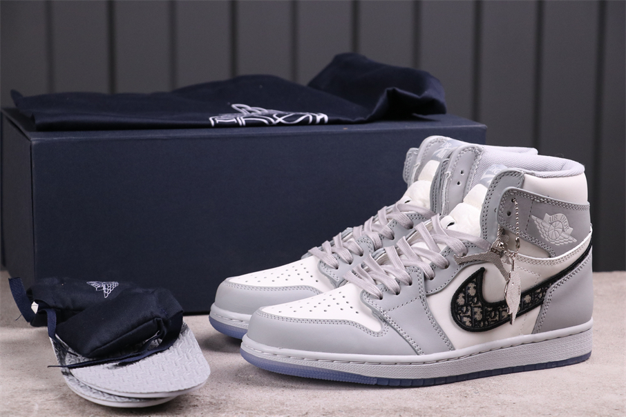 Jordan 1 Retro High Dior - vstockx