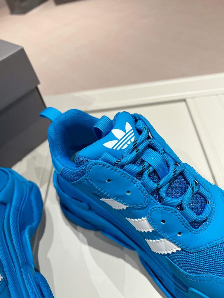 Balenciaga x adidas Triple S Blue White - vstockx