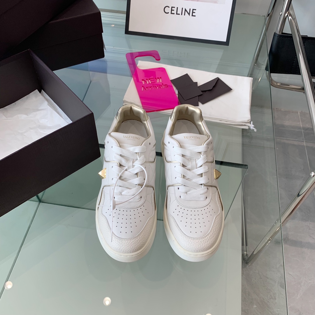 VALENTINO GARAVANI ONE STUD SNEAKER 5 - vstockx