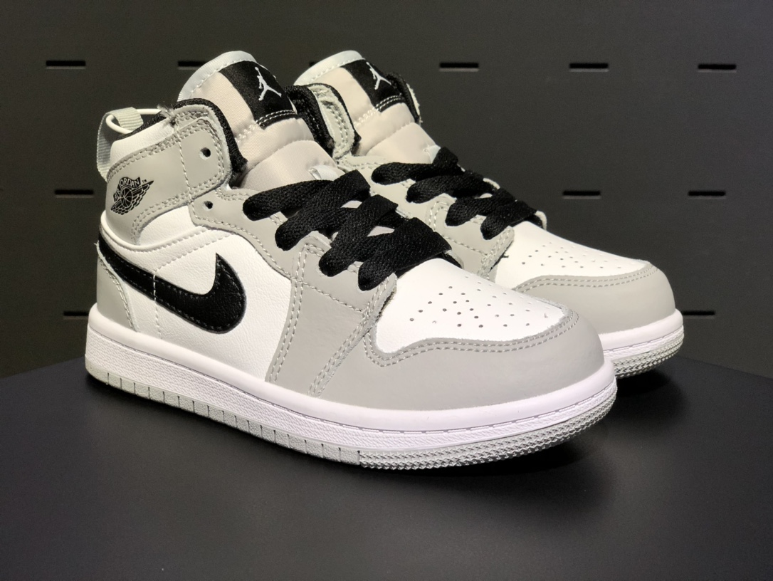 Kids jordan 1 high shoes 2 - vstockx