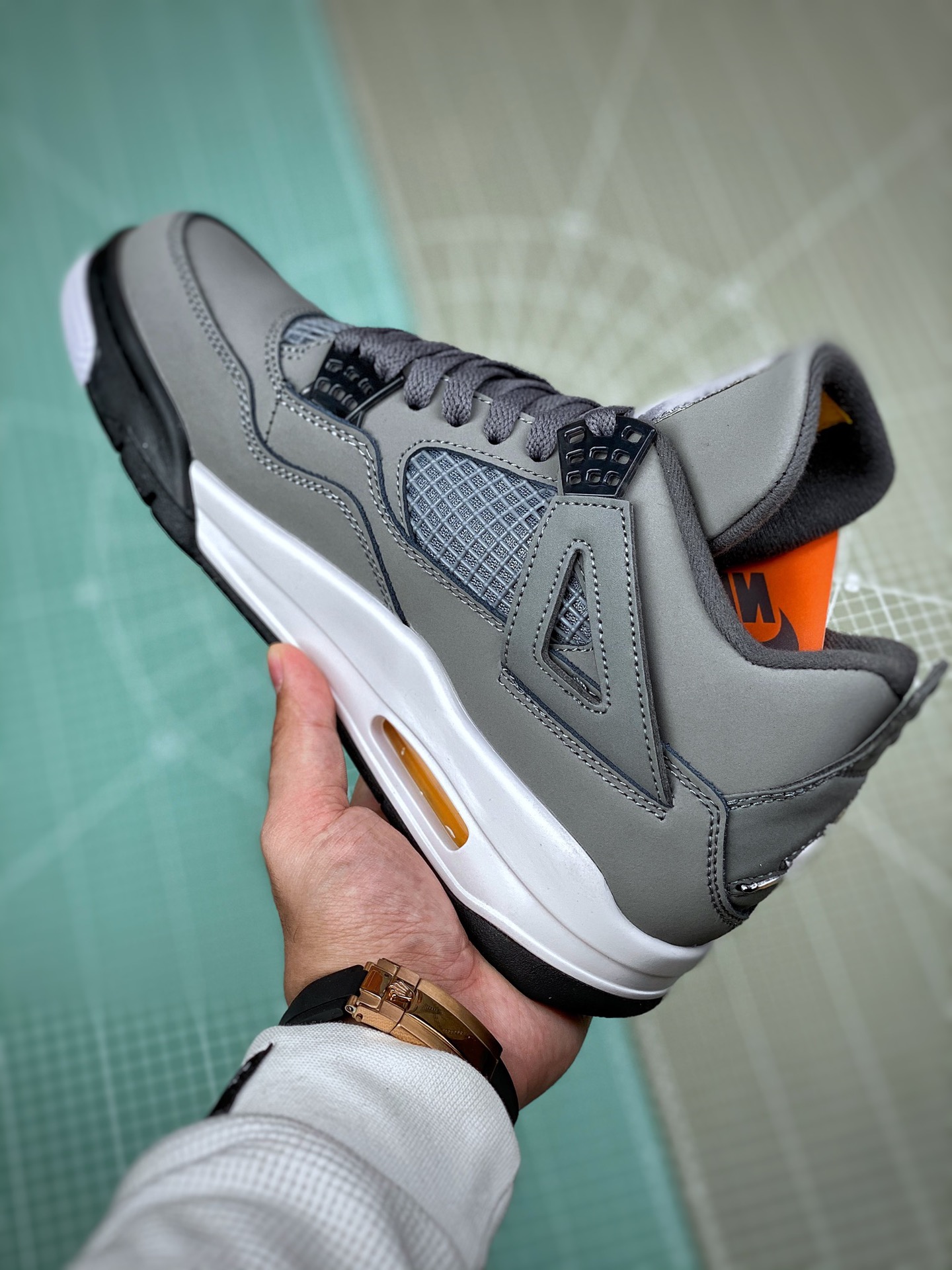 Jordan 4 Retro Cool Grey (2019) - vstockx