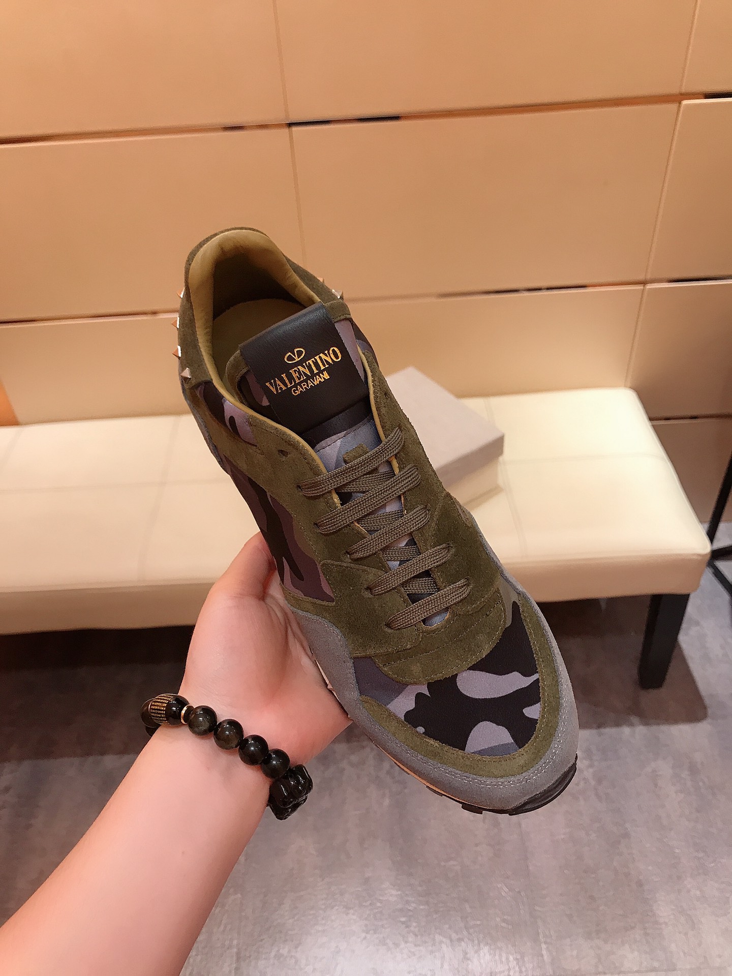 Valentino Garavani Rockrunner camouflage-print sneakers 16 - vstockx