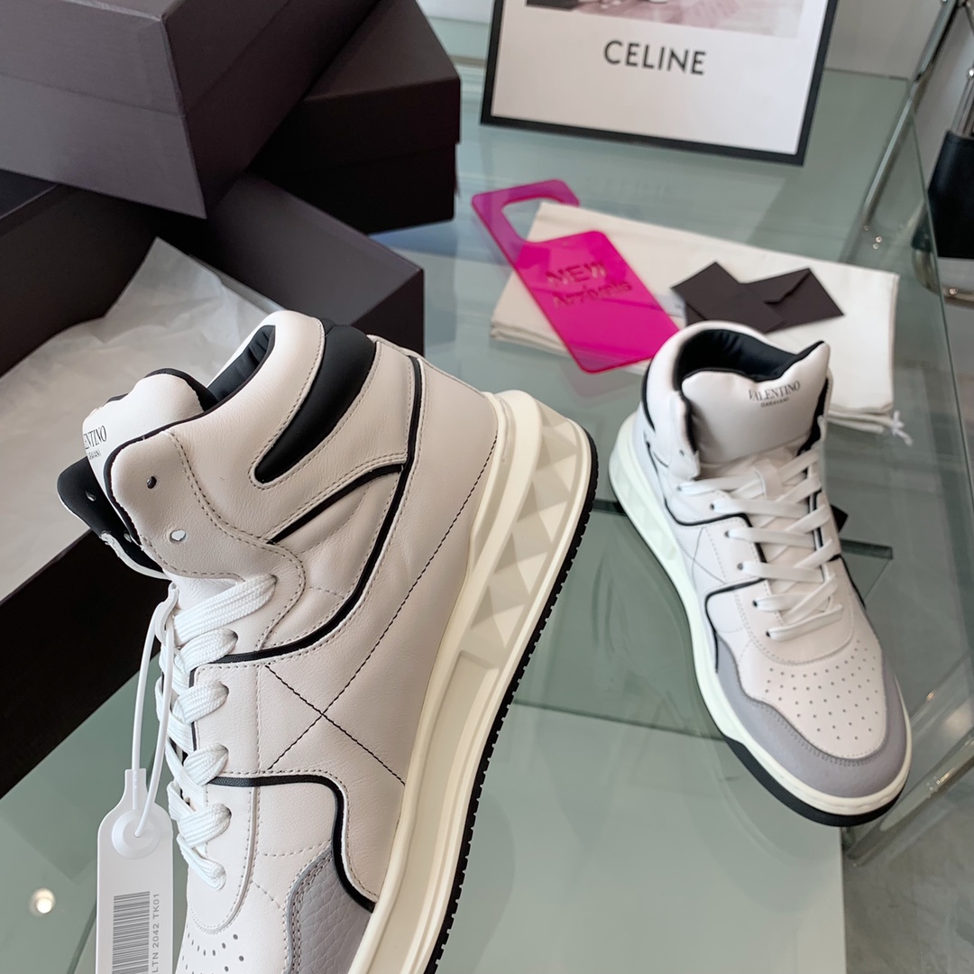 VALENTINO GARAVANI ONE STUD SNEAKER 6 - vstockx