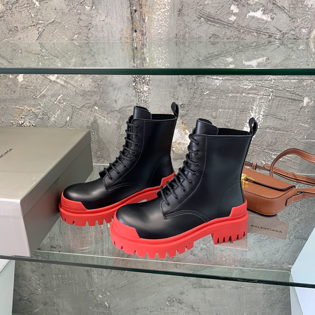Balenciaga boot women 2 - vstockx