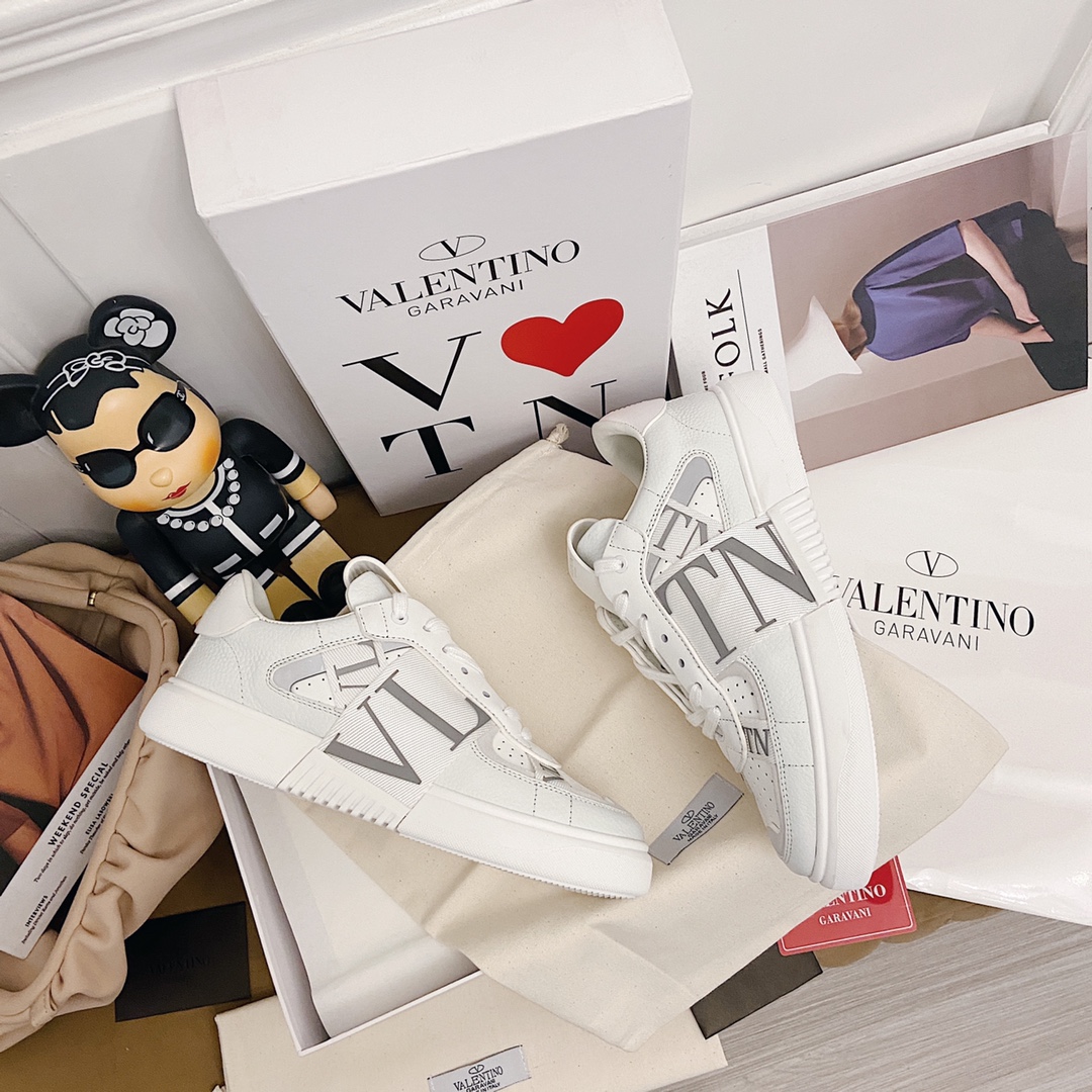 VALENTINO GARAVANI VL7N WOMEN Sneaker 4 - vstockx