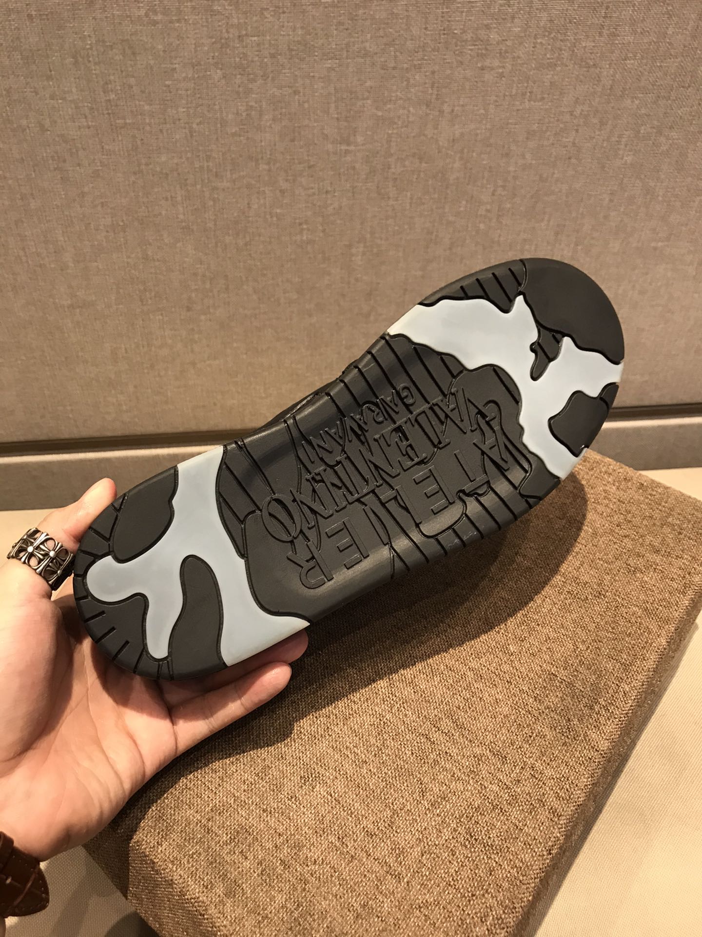 Valentino Garavani Atelier Shoes 07 Camouflage Edition Sneaker in Calfskin 3 - vstockx