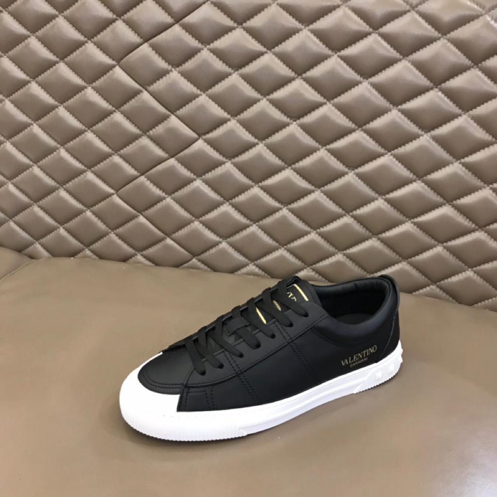 Valentino Garavani 236 - vstockx