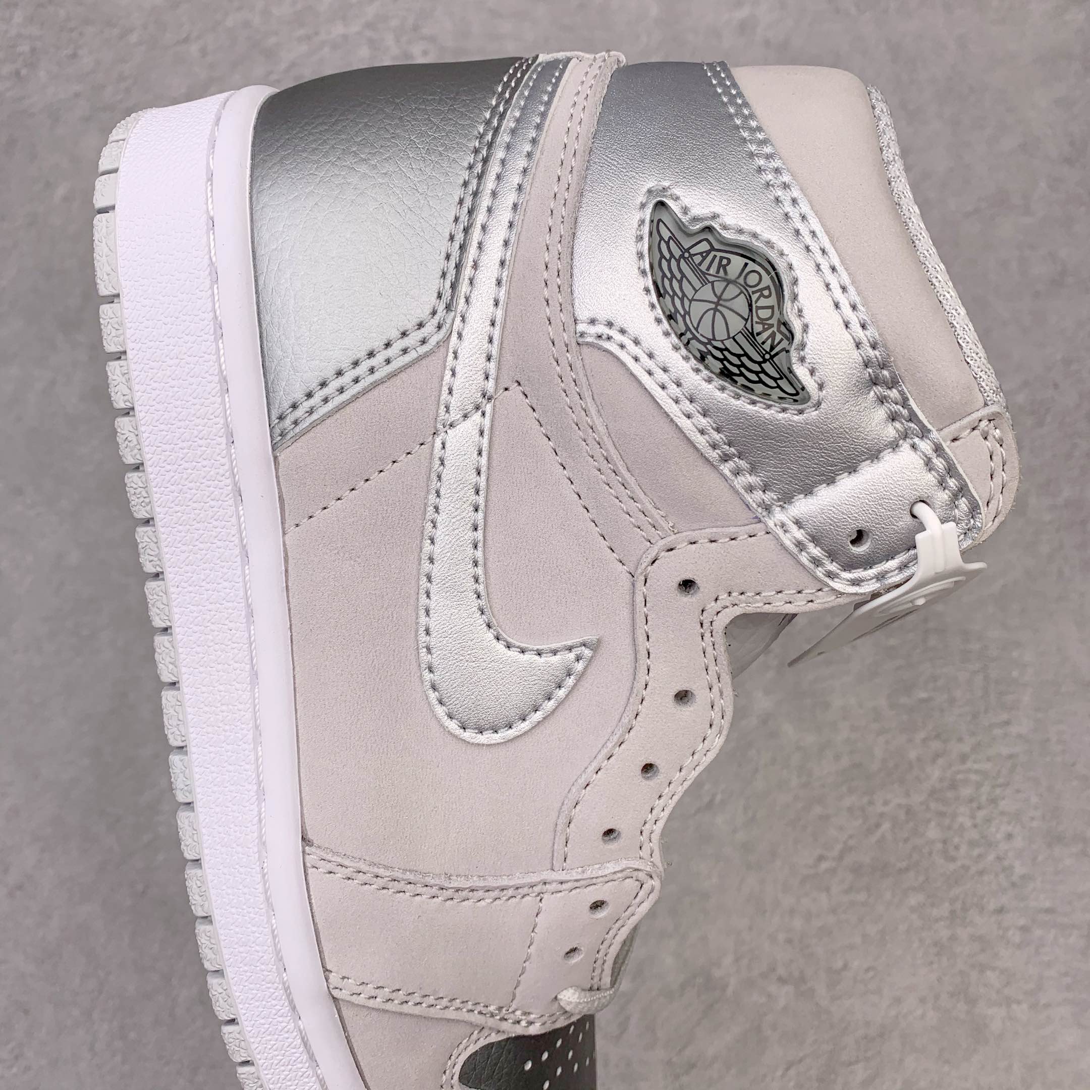 Jordan 1 Retro High CO Japan Neutral Grey - vstockx