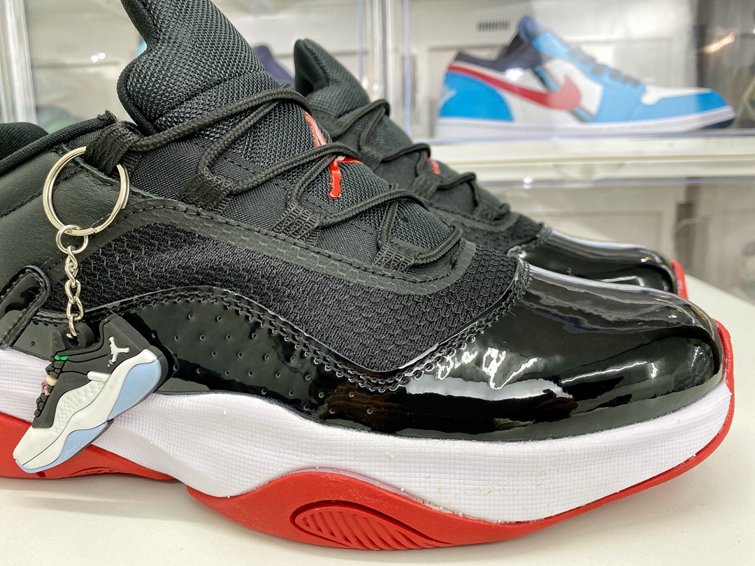 Jordan 11 CMFT Low Bred - vstockx