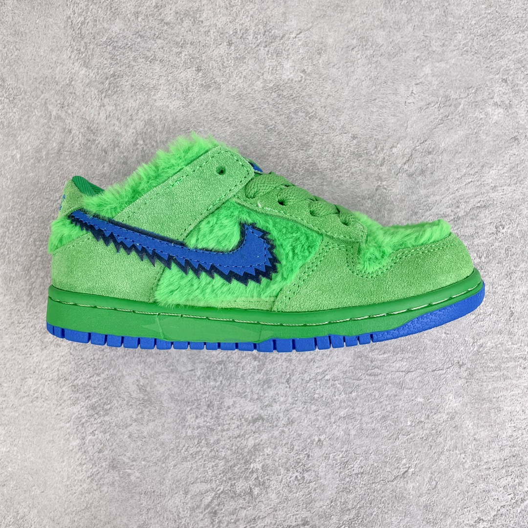 Kids NK dunk shoes 6 - vstockx
