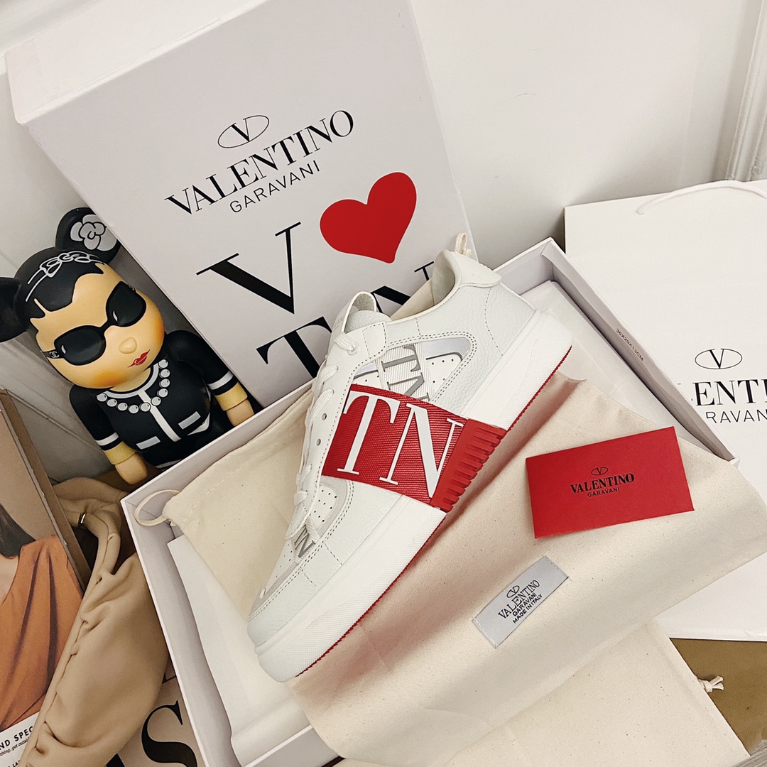 VALENTINO GARAVANI VL7N WOMEN Sneaker 4 - vstockx