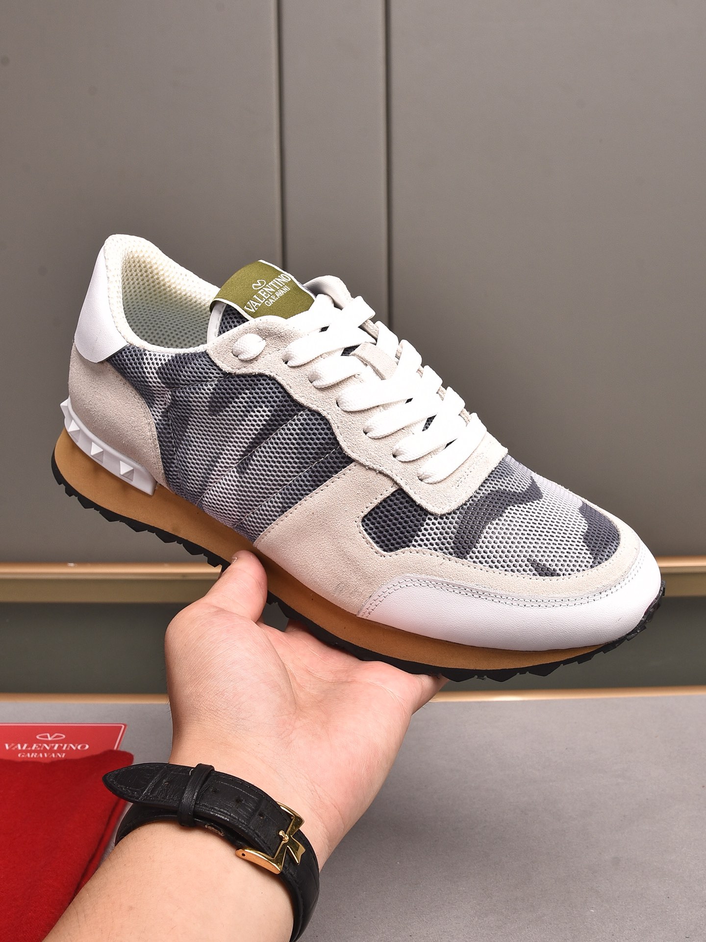 Valentino Garavani Rockrunner camouflage-print sneakers 10 - vstockx