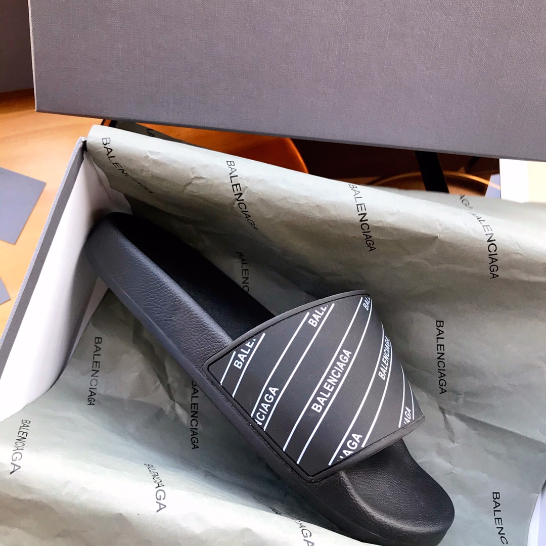 Balenciaga Slides 8 - vstockx