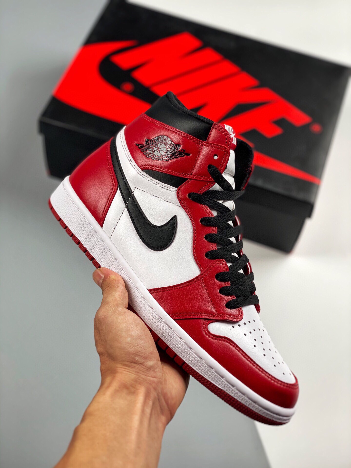 Jordan 1 Retro Chicago (2015) - vstockx