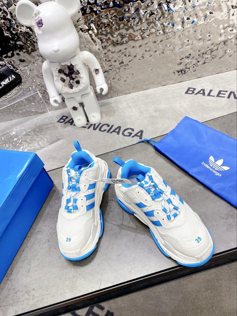 Balenciaga x adidas Triple S White Blue - vstockx