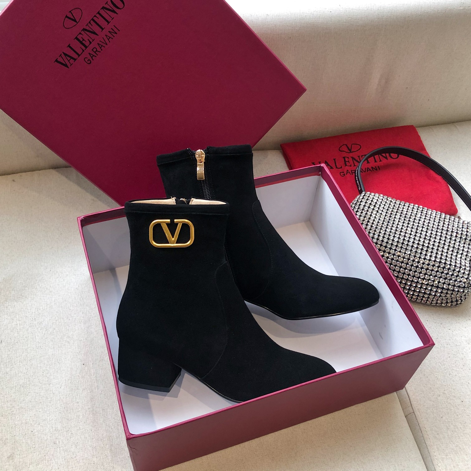 VALENTINO GARAVANI Roman Stud BOOT WOMEN 27 - vstockx