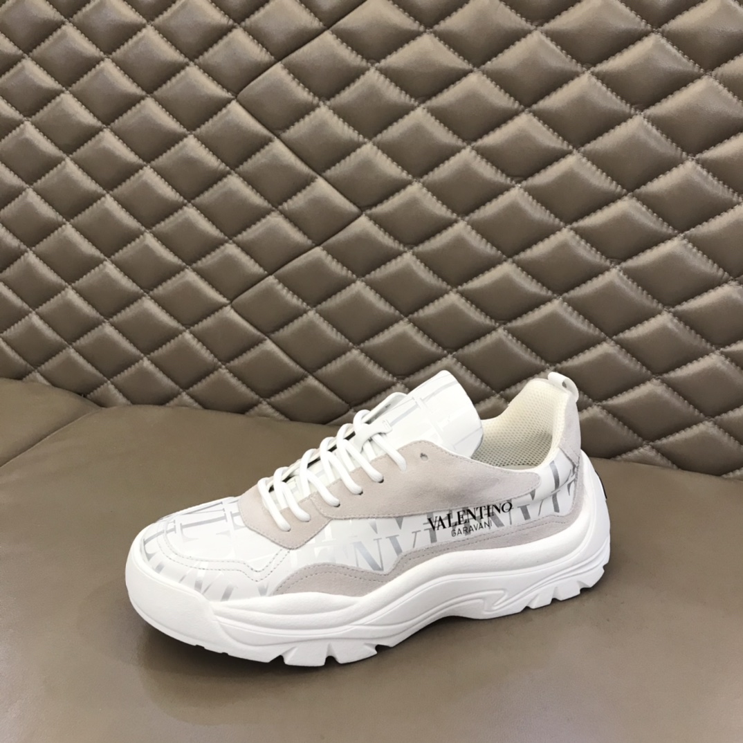 Valentino Garavani Gumboy low-top sneakers 14 - vstockx