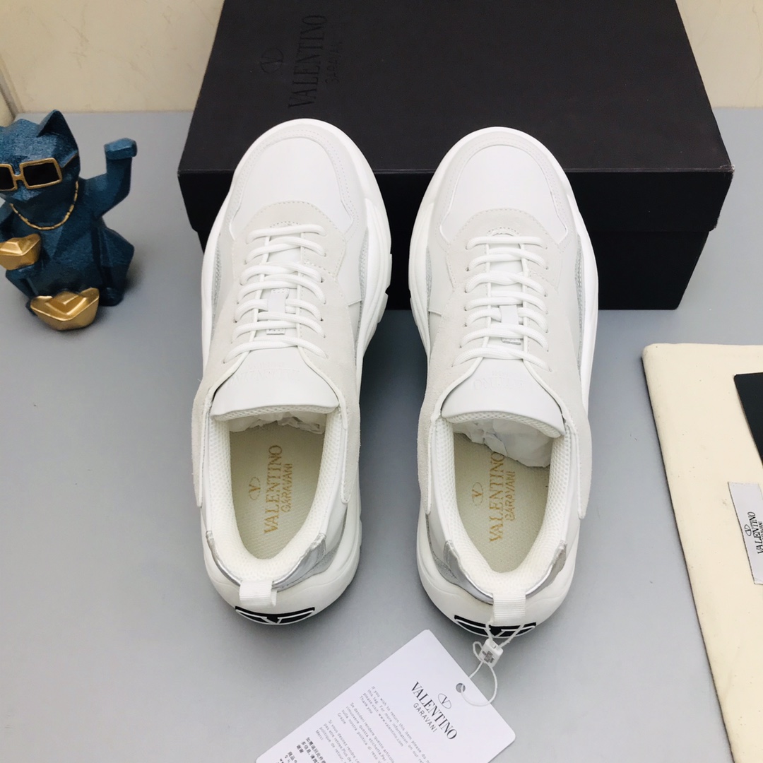 Valentino Garavani Gumboy low-top sneakers 19 - vstockx
