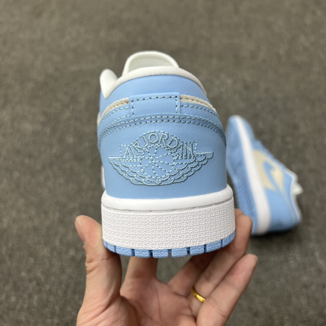 Jordan 1 Low University Blue Grey (W) - vstockx