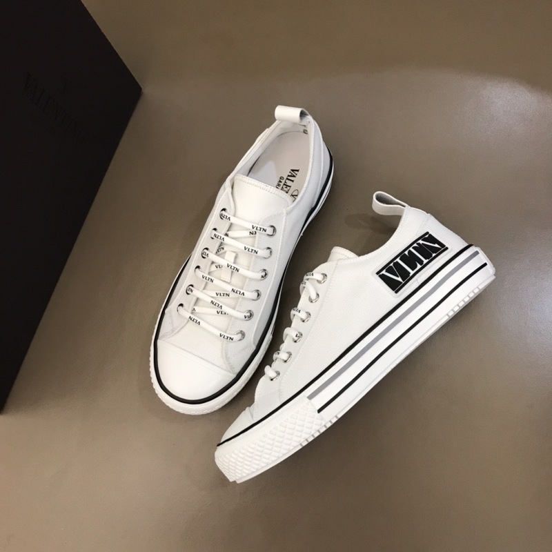 Valentino Garavani Giggies VLTN TIMES low-top sneakers 13 - vstockx