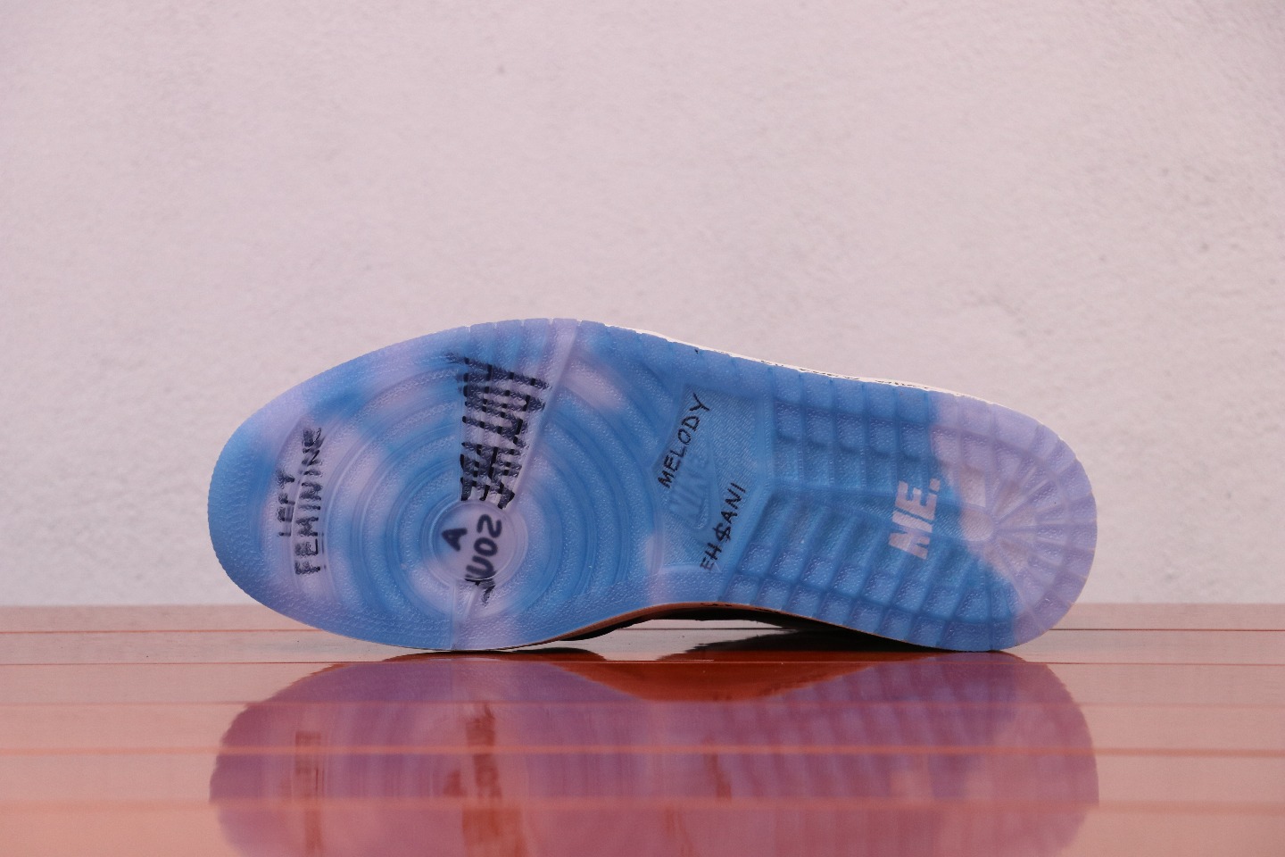 Jordan 1 Mid SE Fearless Melody Ehsani - vstockx