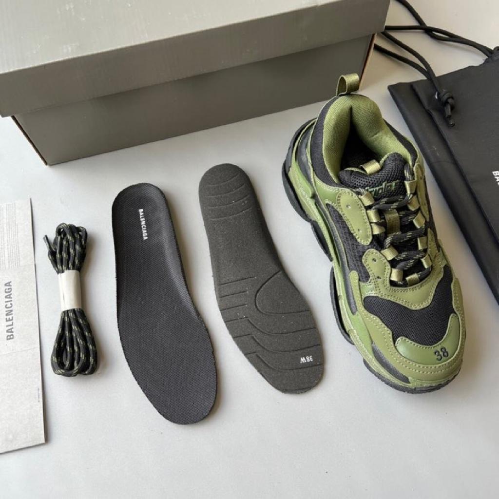 Balenciaga Triple S Dark Green Black - vstockx