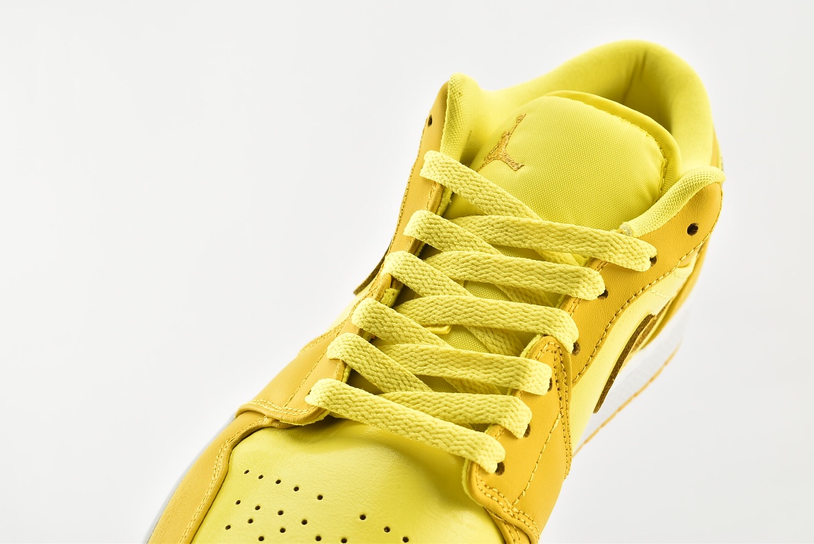 Jordan 1 Low Yellow Strike (W) - vstockx