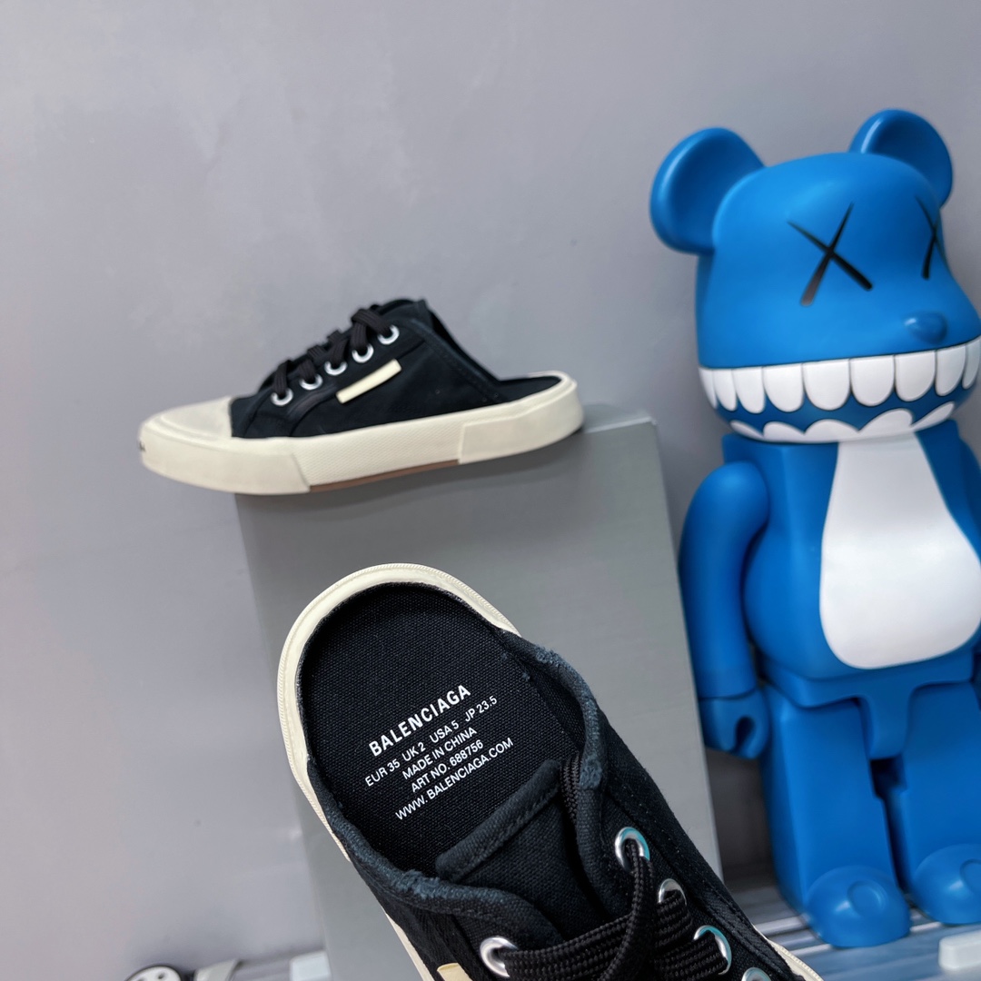 Balenciaga Paris Sneaker 2 - vstockx