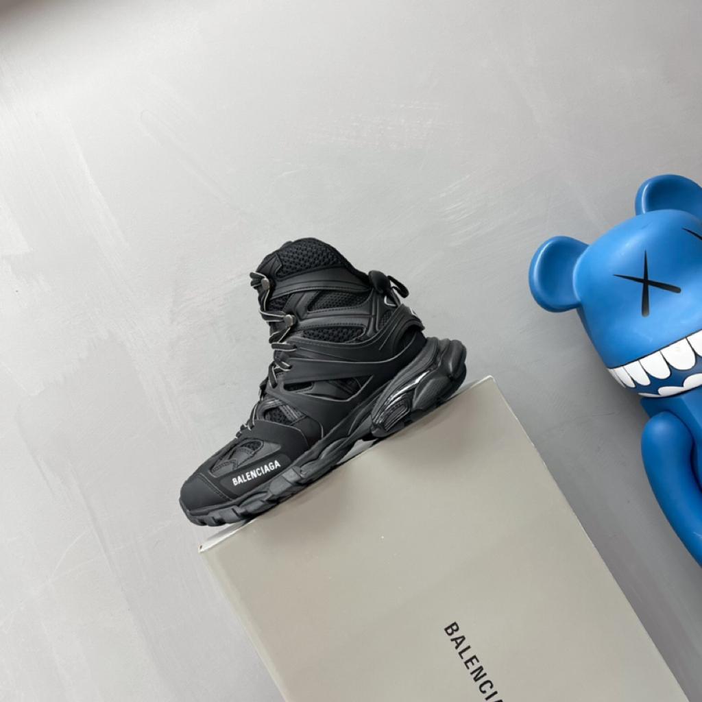 Balenciaga Track Hike Black Black White - vstockx