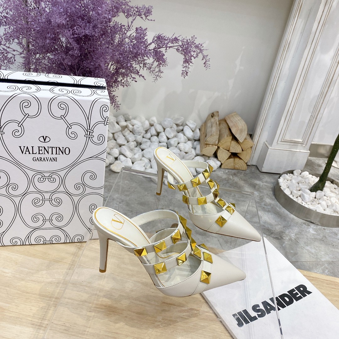 VALENTINO GARAVANI ROMAN STUD WOMEN 12 - vstockx