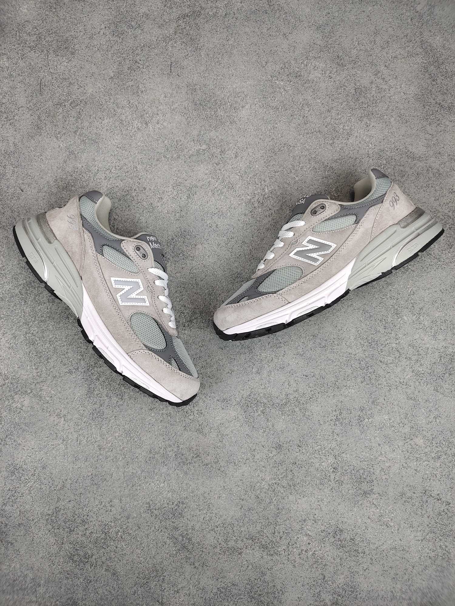 New Balance 993 MIU Grey - vstockx