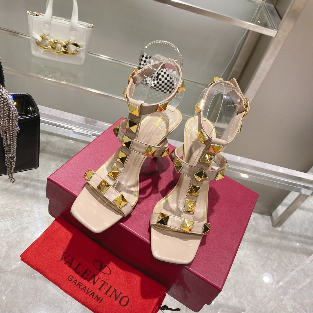 VALENTINO GARAVANI ROMAN STUD WOMEN 10 - vstockx